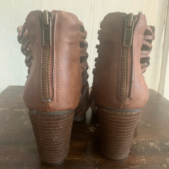 RAMPAGE- Brown Leather Peep Toe Heeled Booties-NWOT OR BOX - Picture 5 of 6